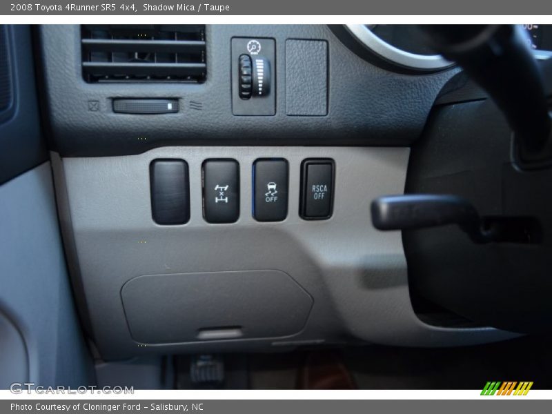 Controls of 2008 4Runner SR5 4x4