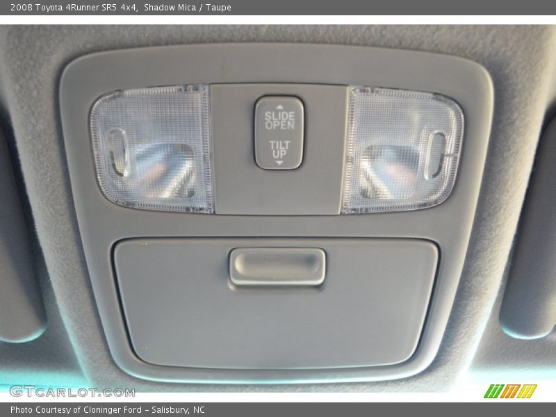 Controls of 2008 4Runner SR5 4x4