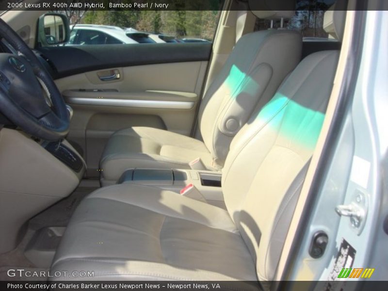 Front Seat of 2006 RX 400h AWD Hybrid