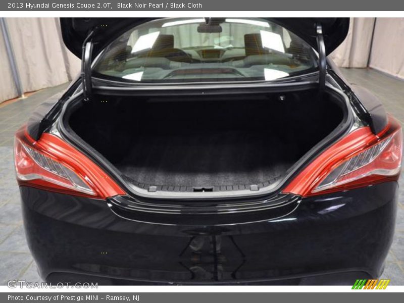 Black Noir Pearl / Black Cloth 2013 Hyundai Genesis Coupe 2.0T