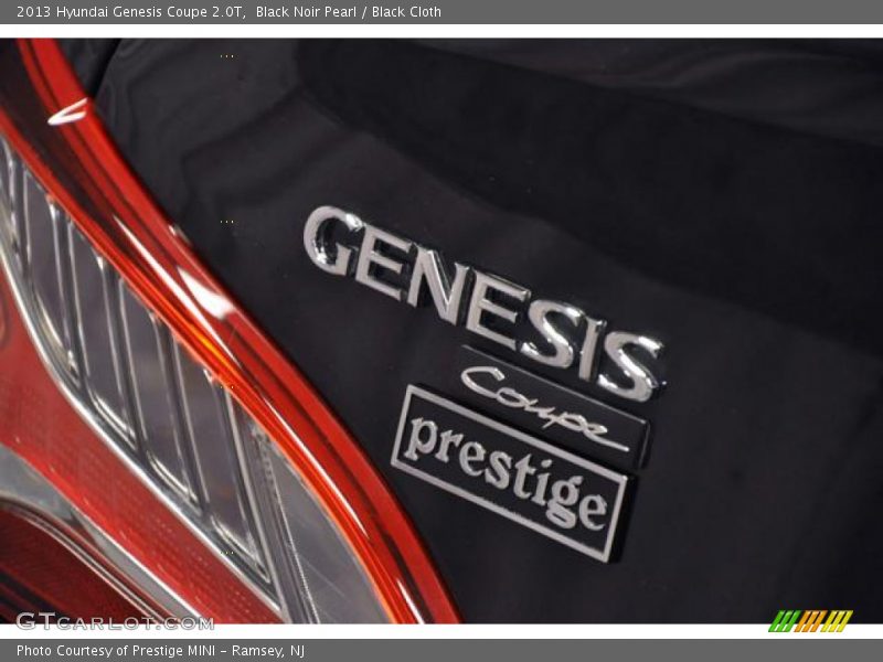 Black Noir Pearl / Black Cloth 2013 Hyundai Genesis Coupe 2.0T