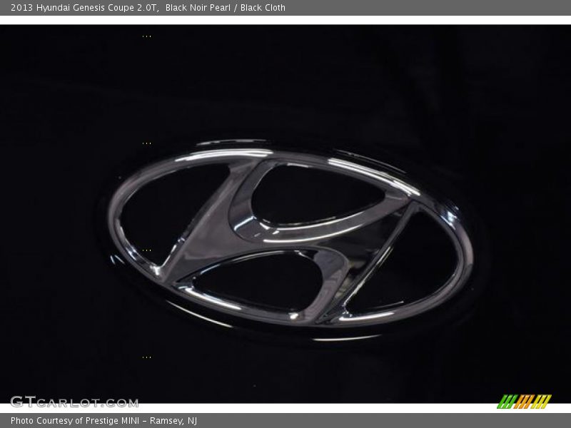 Black Noir Pearl / Black Cloth 2013 Hyundai Genesis Coupe 2.0T