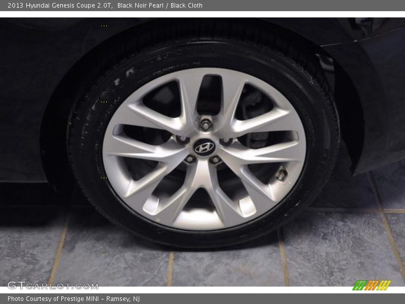 Black Noir Pearl / Black Cloth 2013 Hyundai Genesis Coupe 2.0T