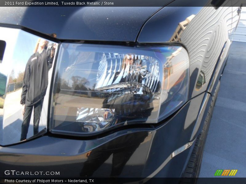 Tuxedo Black Metallic / Stone 2011 Ford Expedition Limited