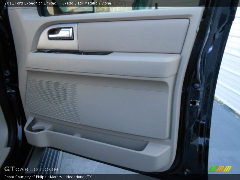 Tuxedo Black Metallic / Stone 2011 Ford Expedition Limited
