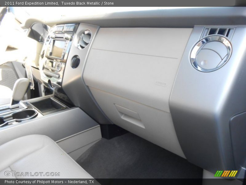 Tuxedo Black Metallic / Stone 2011 Ford Expedition Limited