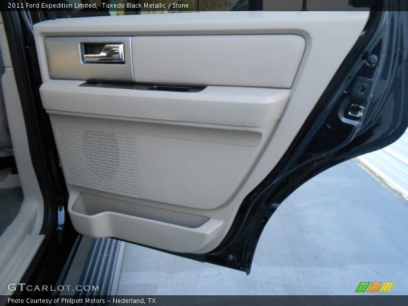 Tuxedo Black Metallic / Stone 2011 Ford Expedition Limited