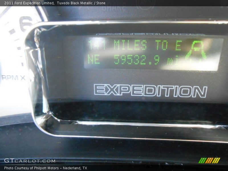 Tuxedo Black Metallic / Stone 2011 Ford Expedition Limited