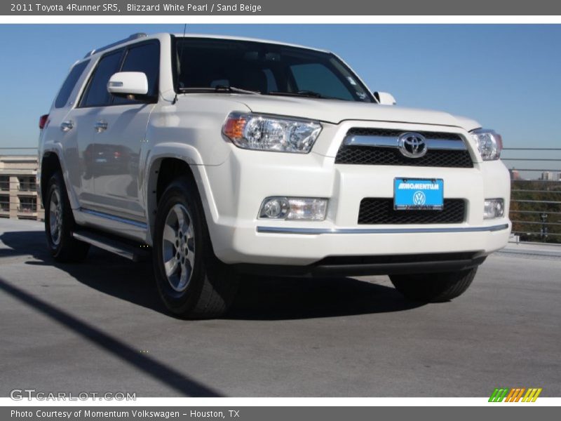 Blizzard White Pearl / Sand Beige 2011 Toyota 4Runner SR5