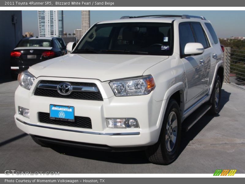 Blizzard White Pearl / Sand Beige 2011 Toyota 4Runner SR5