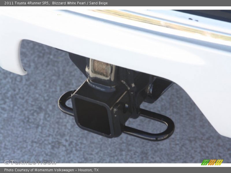 Blizzard White Pearl / Sand Beige 2011 Toyota 4Runner SR5