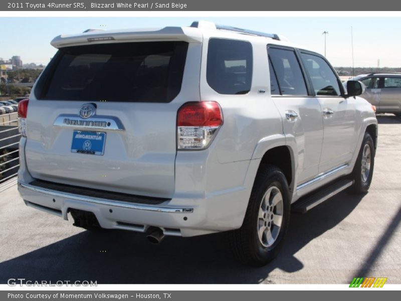Blizzard White Pearl / Sand Beige 2011 Toyota 4Runner SR5
