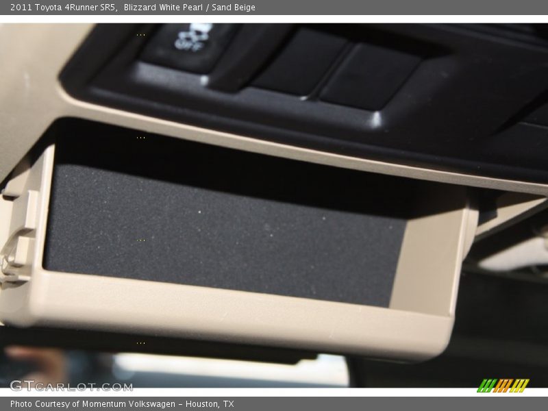 Blizzard White Pearl / Sand Beige 2011 Toyota 4Runner SR5