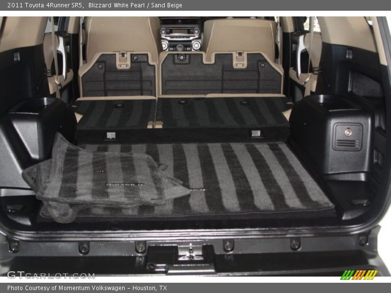 Blizzard White Pearl / Sand Beige 2011 Toyota 4Runner SR5