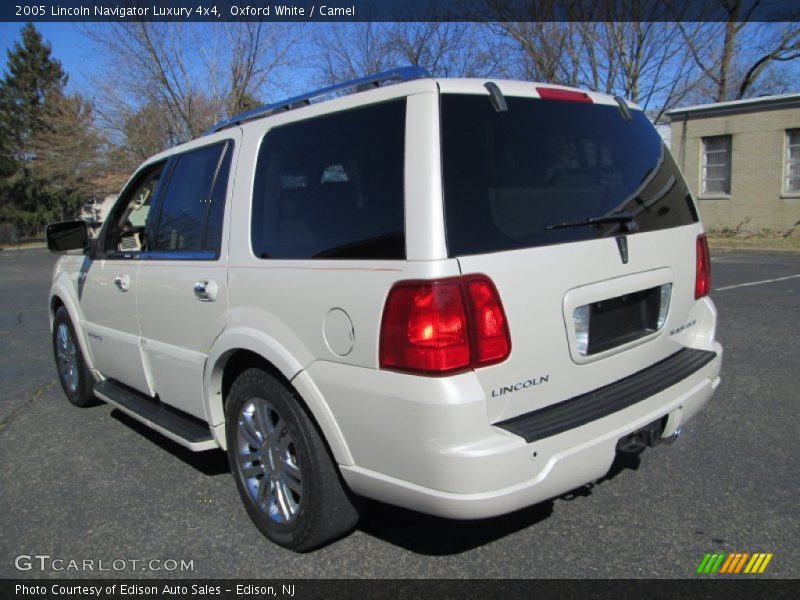  2005 Navigator Luxury 4x4 Oxford White