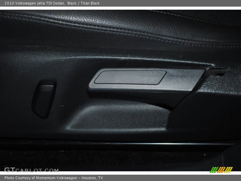 Black / Titan Black 2010 Volkswagen Jetta TDI Sedan