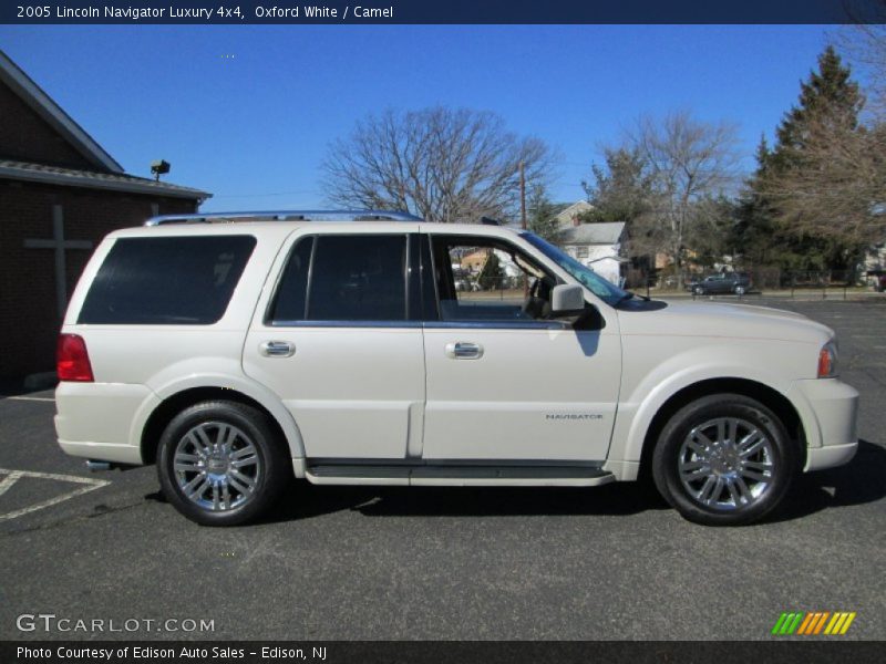  2005 Navigator Luxury 4x4 Oxford White