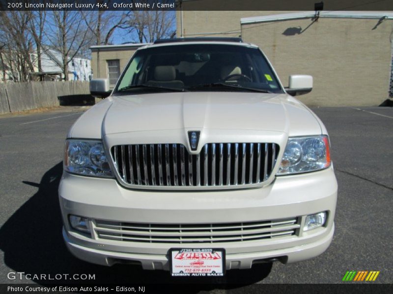 Oxford White / Camel 2005 Lincoln Navigator Luxury 4x4
