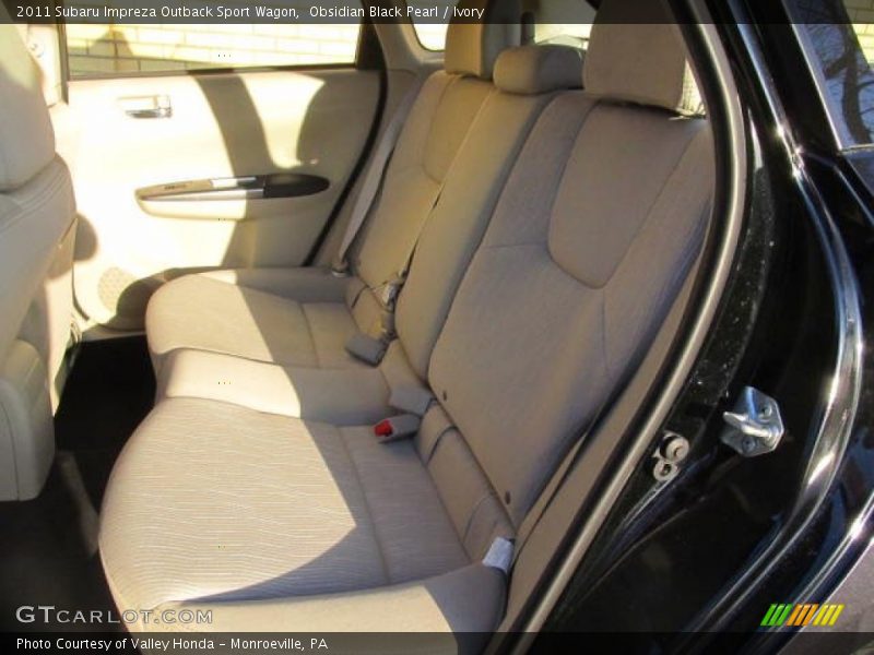 Obsidian Black Pearl / Ivory 2011 Subaru Impreza Outback Sport Wagon