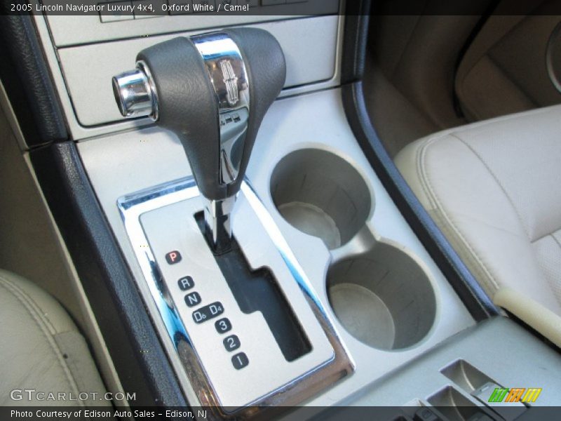  2005 Navigator Luxury 4x4 6 Speed Automatic Shifter