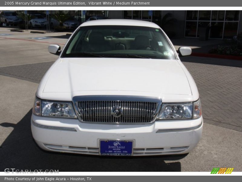 Vibrant White / Medium Parchment 2005 Mercury Grand Marquis Ultimate Edition