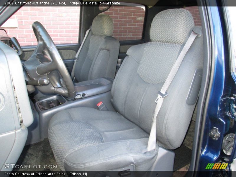 Front Seat of 2002 Avalanche Z71 4x4