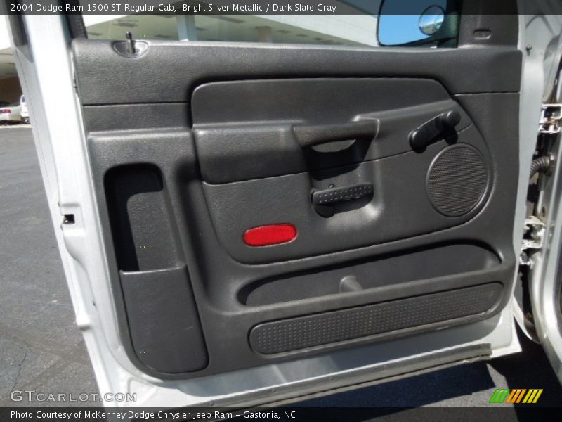 Bright Silver Metallic / Dark Slate Gray 2004 Dodge Ram 1500 ST Regular Cab