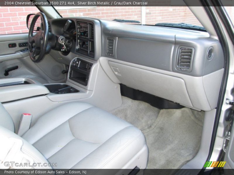 Dashboard of 2004 Suburban 1500 Z71 4x4