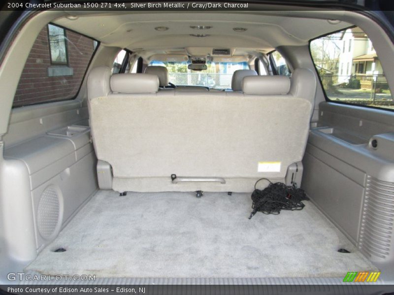  2004 Suburban 1500 Z71 4x4 Trunk