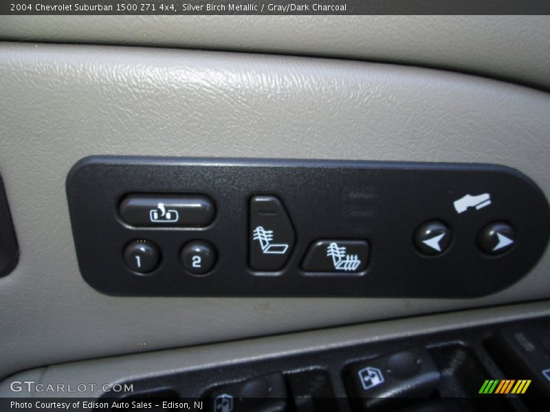 Controls of 2004 Suburban 1500 Z71 4x4