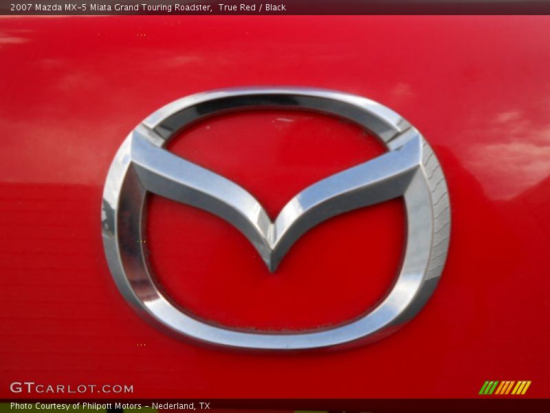  2007 MX-5 Miata Grand Touring Roadster Logo