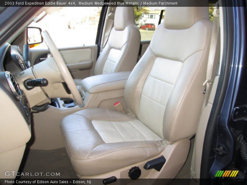 Front Seat of 2003 Expedition Eddie Bauer 4x4