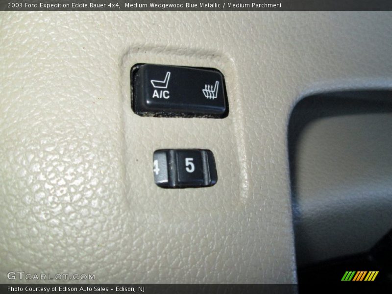 Controls of 2003 Expedition Eddie Bauer 4x4