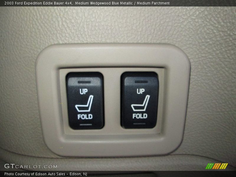 Controls of 2003 Expedition Eddie Bauer 4x4