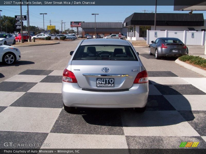 Silver Streak Mica / Dark Charcoal 2007 Toyota Yaris Sedan