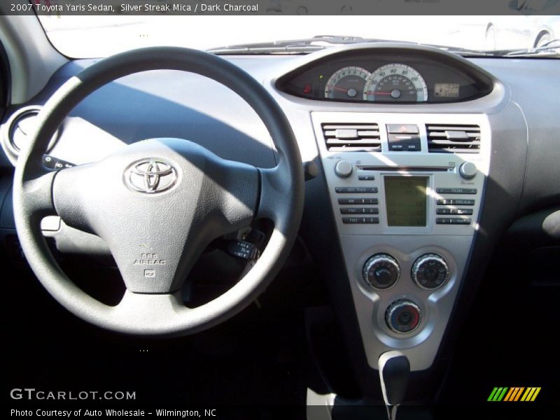 Silver Streak Mica / Dark Charcoal 2007 Toyota Yaris Sedan