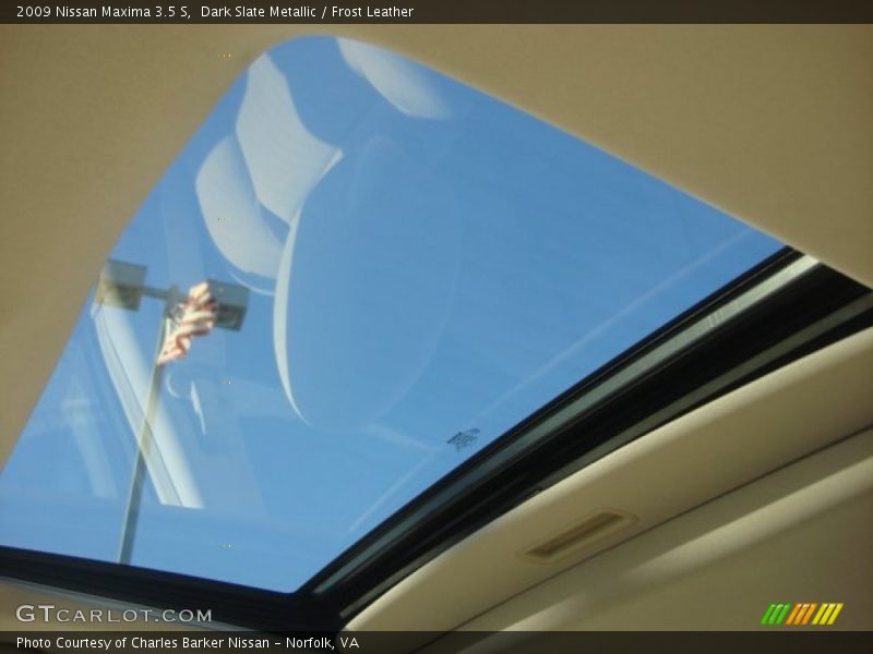 Sunroof of 2009 Maxima 3.5 S