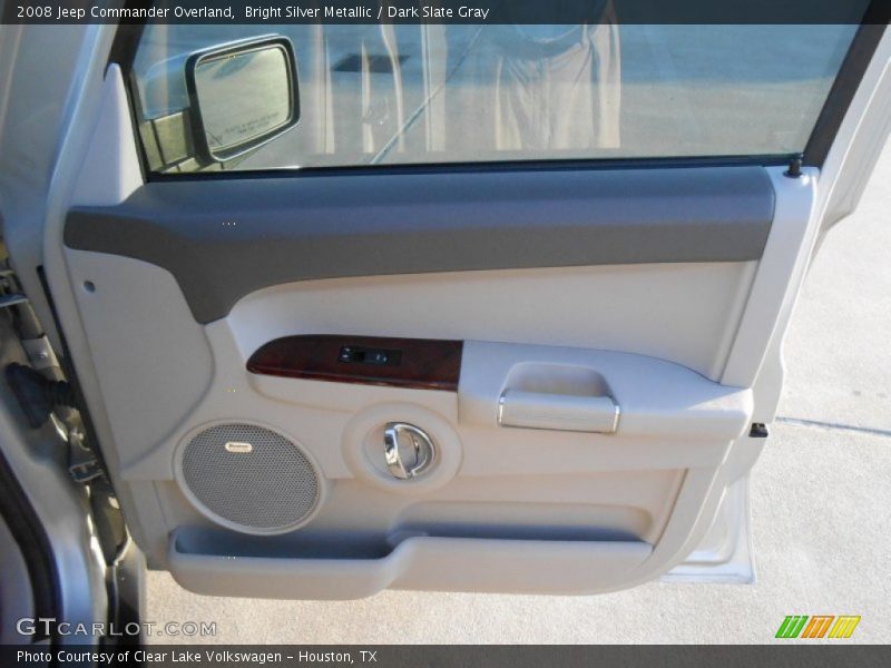 Bright Silver Metallic / Dark Slate Gray 2008 Jeep Commander Overland
