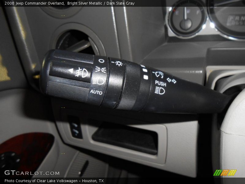 Bright Silver Metallic / Dark Slate Gray 2008 Jeep Commander Overland