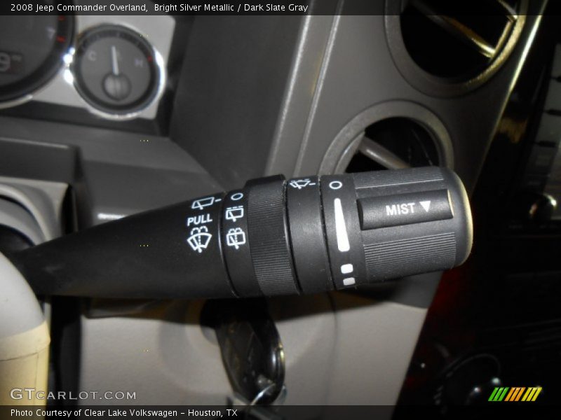 Bright Silver Metallic / Dark Slate Gray 2008 Jeep Commander Overland