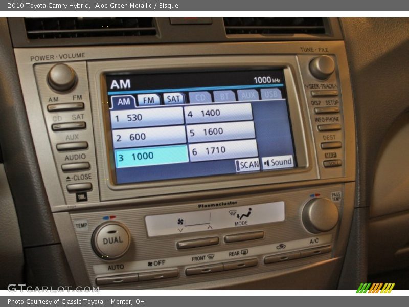 Aloe Green Metallic / Bisque 2010 Toyota Camry Hybrid