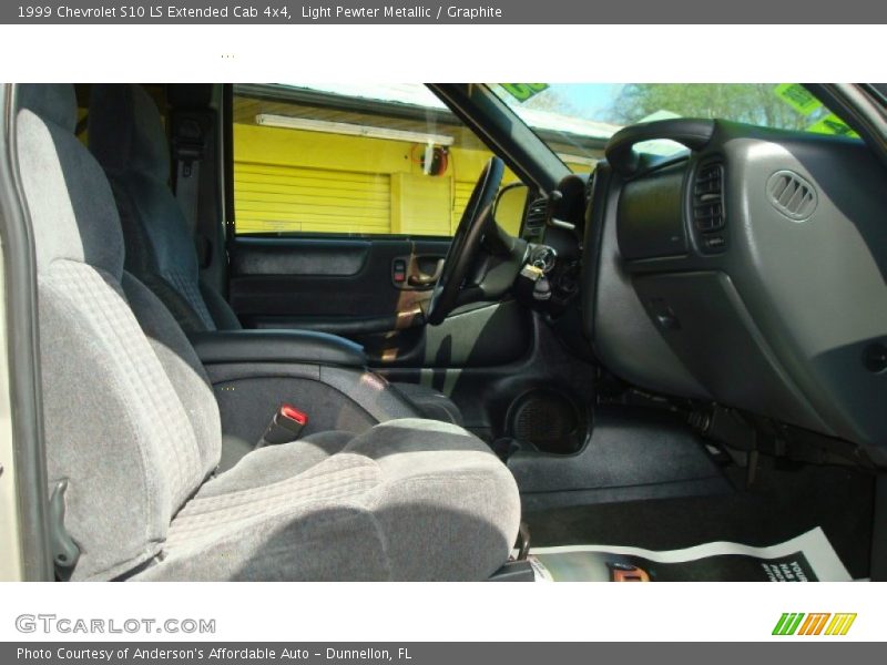 Light Pewter Metallic / Graphite 1999 Chevrolet S10 LS Extended Cab 4x4