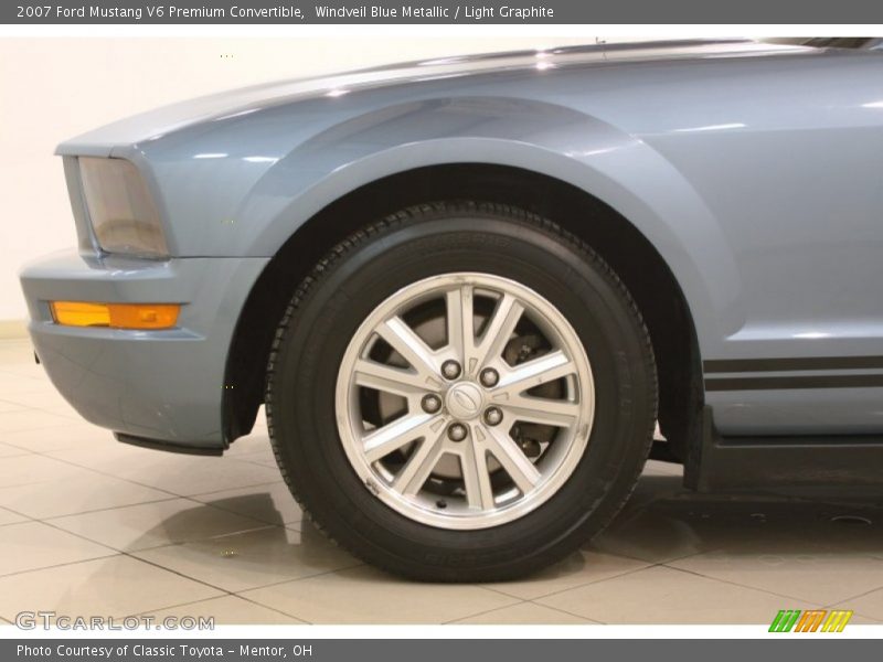  2007 Mustang V6 Premium Convertible Wheel