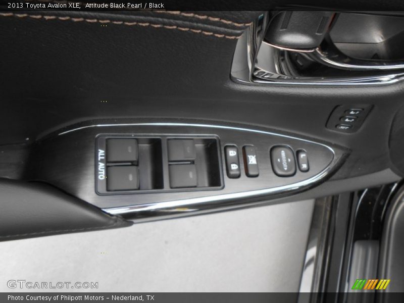 Attitude Black Pearl / Black 2013 Toyota Avalon XLE
