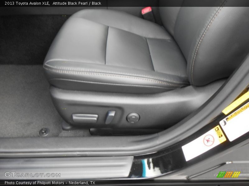 Attitude Black Pearl / Black 2013 Toyota Avalon XLE