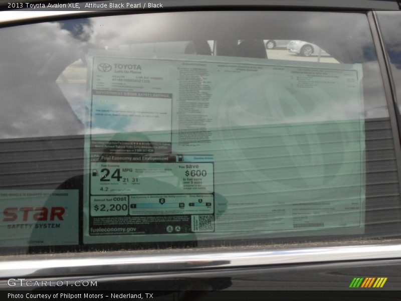 Attitude Black Pearl / Black 2013 Toyota Avalon XLE