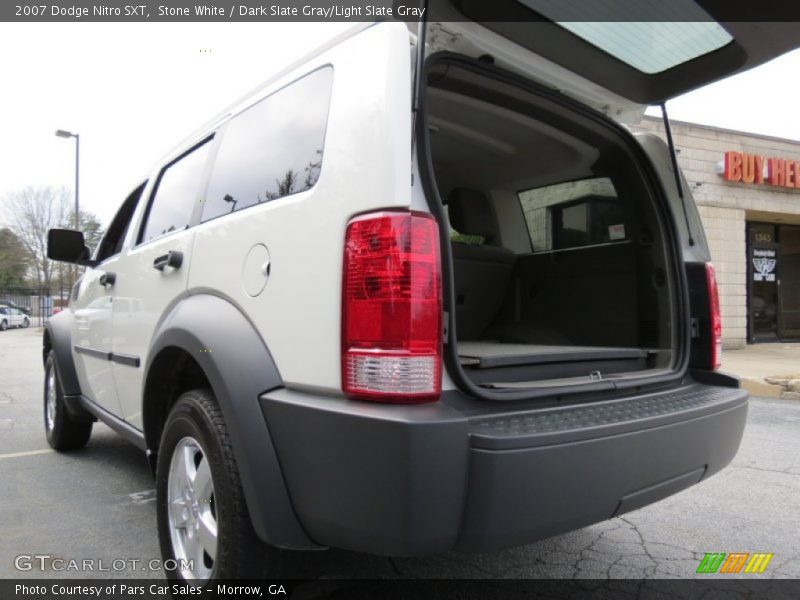 Stone White / Dark Slate Gray/Light Slate Gray 2007 Dodge Nitro SXT