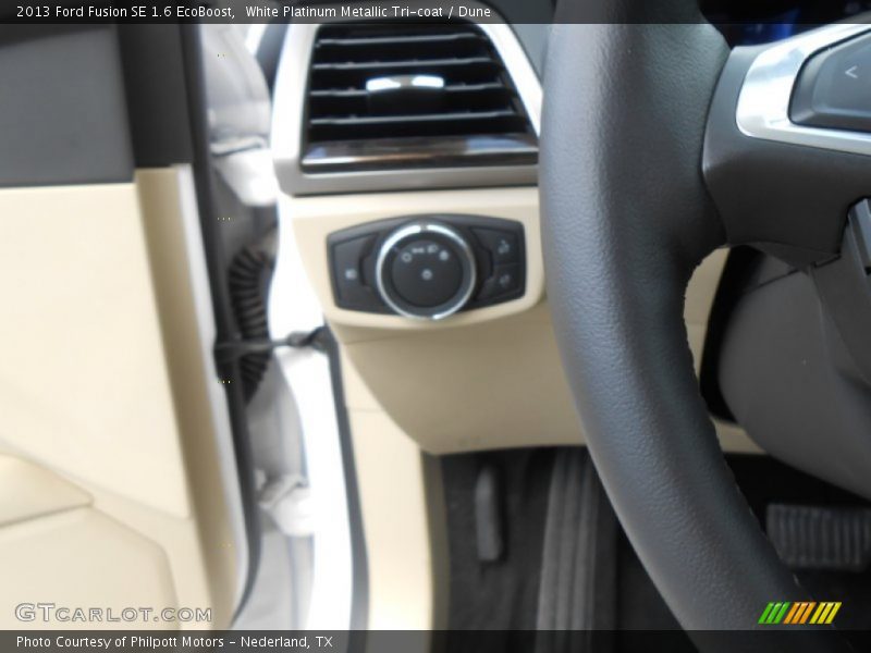 White Platinum Metallic Tri-coat / Dune 2013 Ford Fusion SE 1.6 EcoBoost
