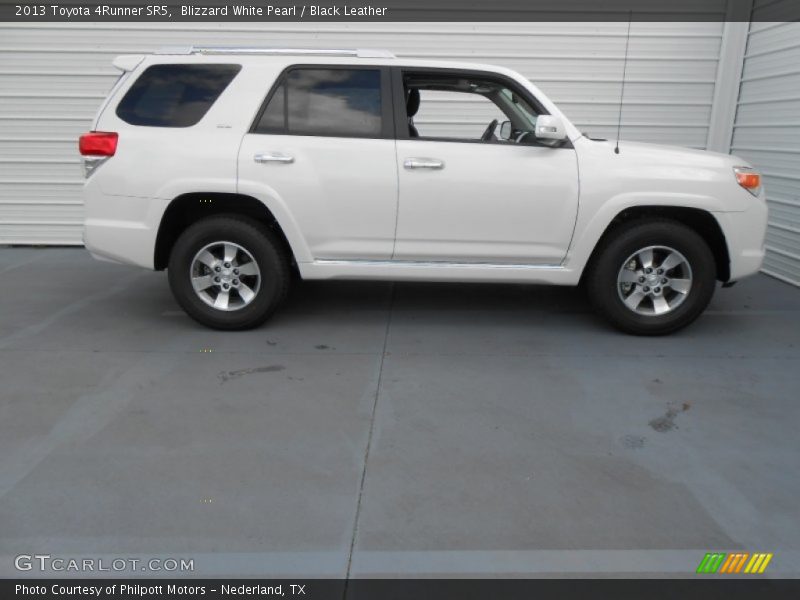 Blizzard White Pearl / Black Leather 2013 Toyota 4Runner SR5