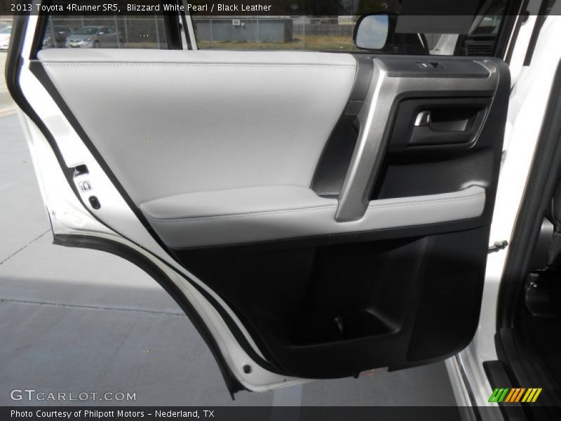 Blizzard White Pearl / Black Leather 2013 Toyota 4Runner SR5